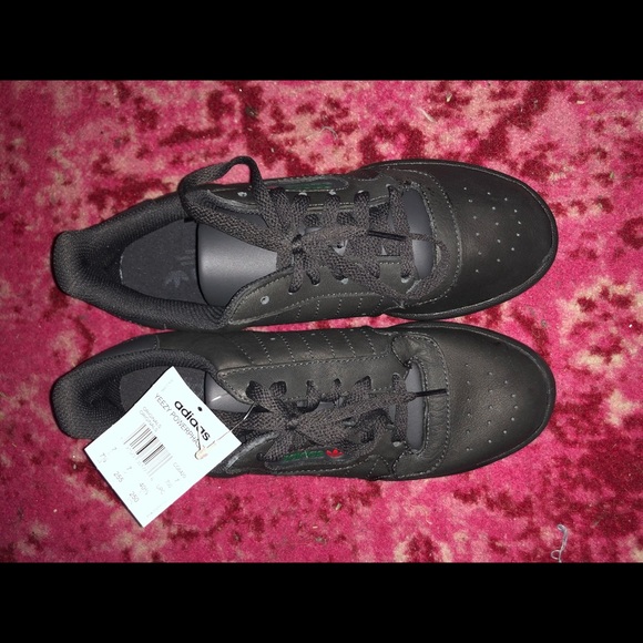 Yeezy Powerphase - Picture 3 of 5